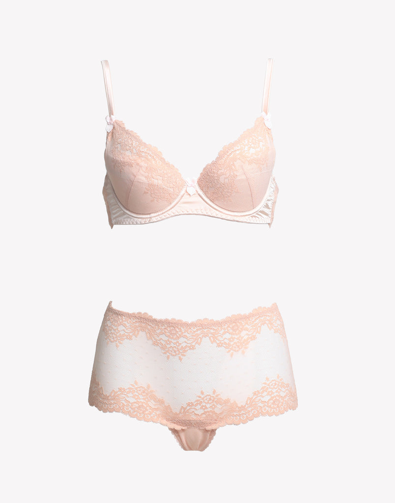 Mimi Holliday bra