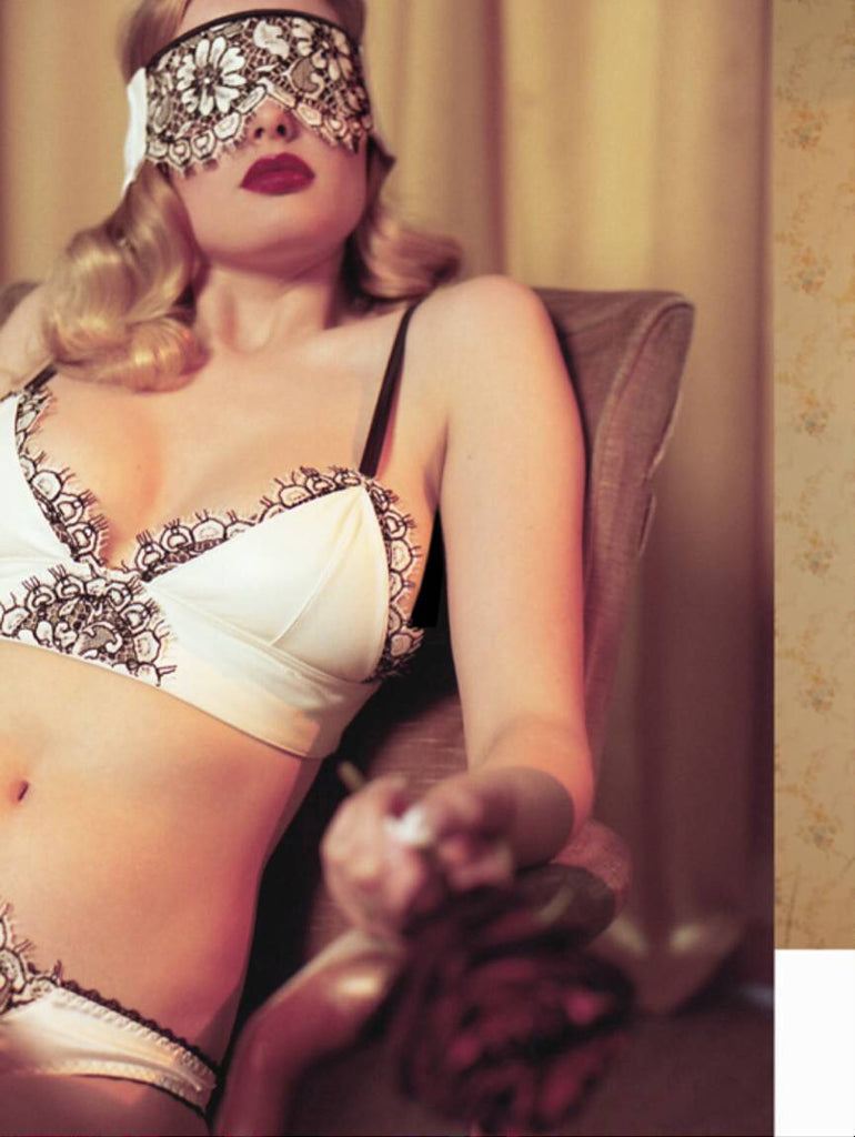 Lysander Blindfold